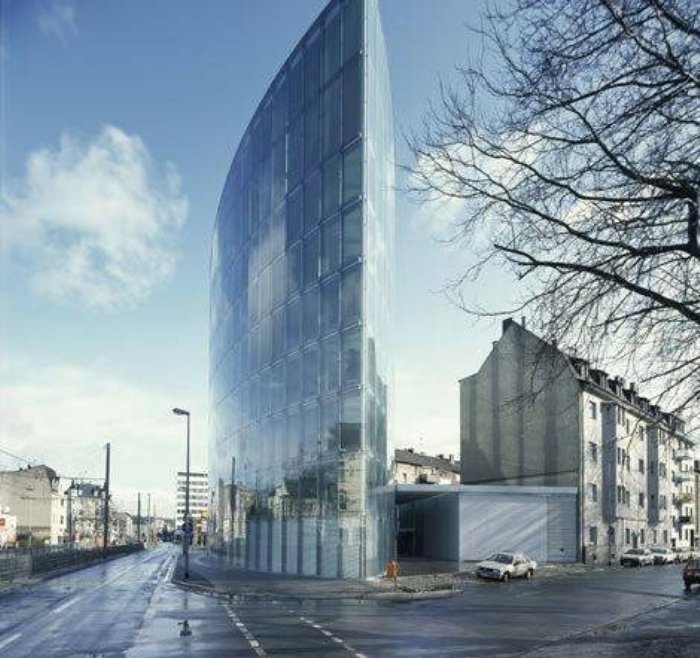 Haus der Wirtschaftsförderung Duisburg - publity verkauft Norman Forster Immobilie